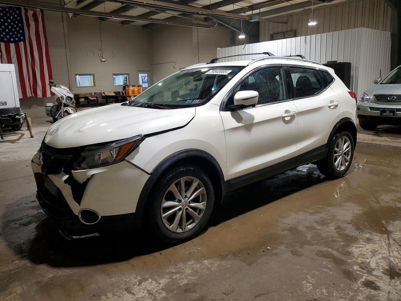 2018 Nissan Rogue Sport Sv - zdjęcie główne