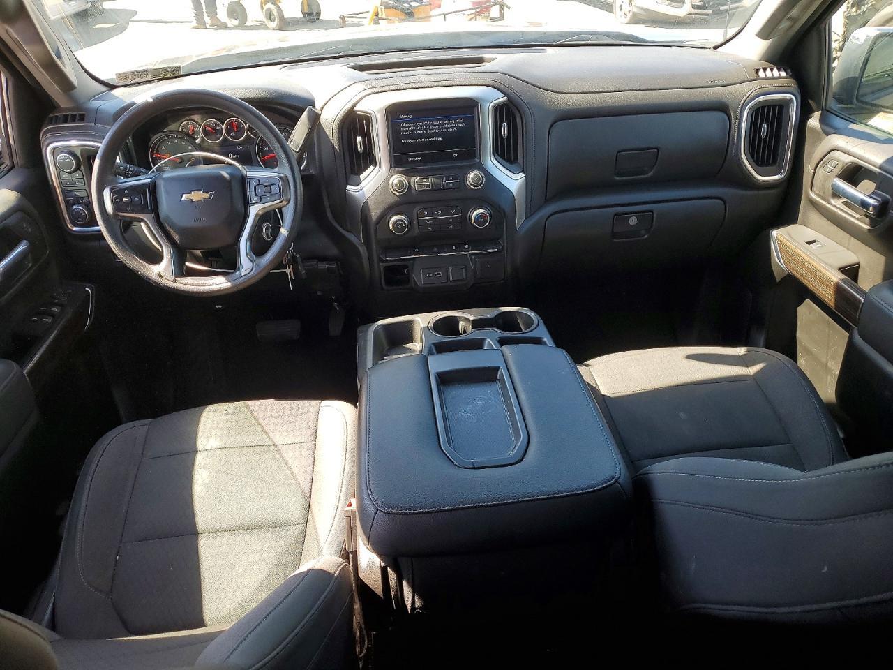 2020 Chevrolet Silverado K1500 Lt - zdjęcie 8