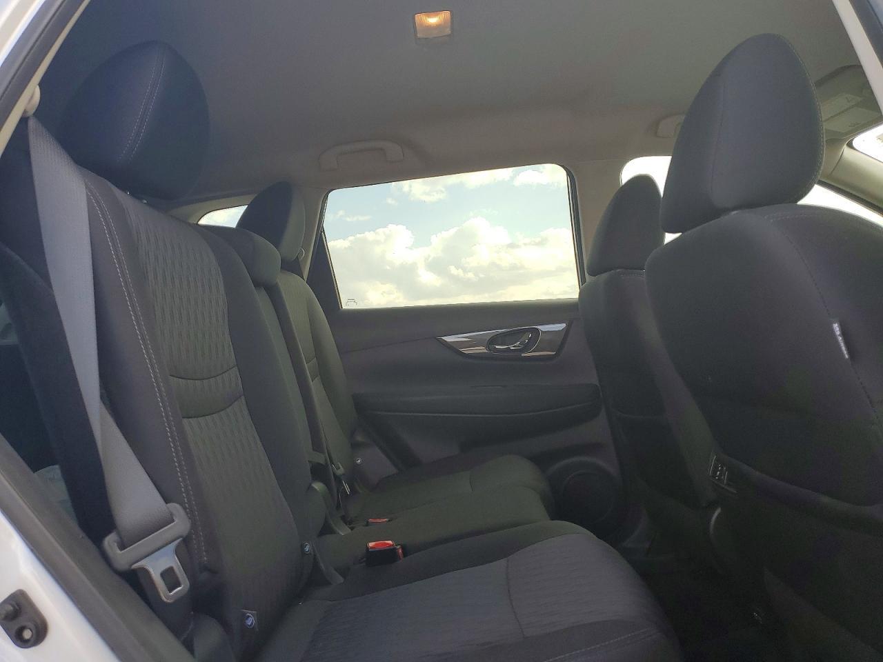 2019 Nissan Rogue Sv - zdjęcie 11