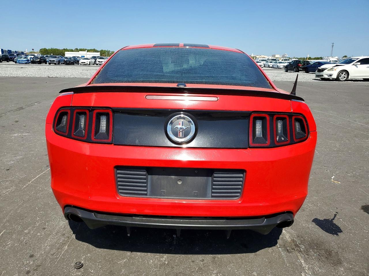 2014 Ford Mustang - zdjęcie 6