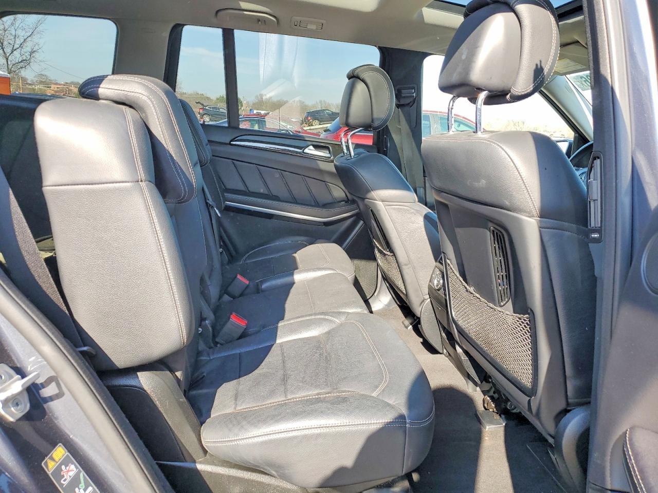2015 Mercedes-Benz Gl 550 4Matic - zdjęcie 11