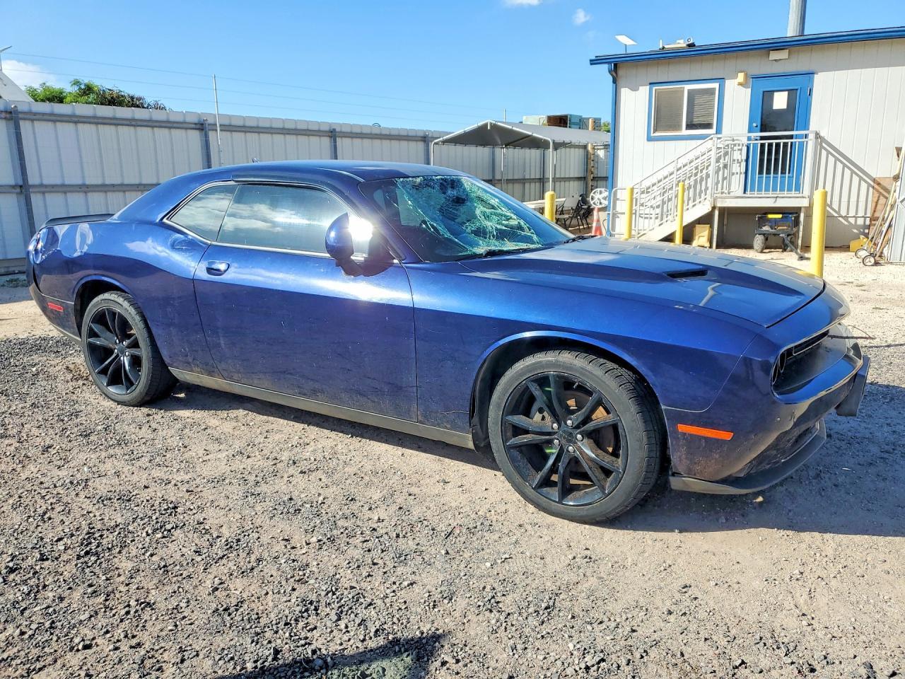2016 Dodge Challenger Sxt - zdjęcie 4