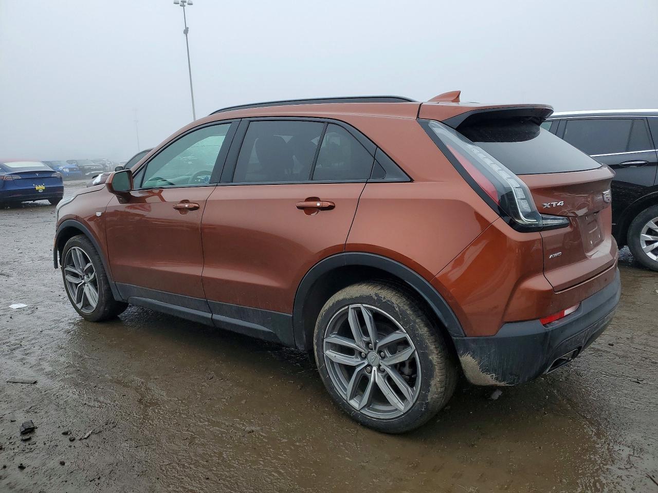 2020 Cadillac Xt4 Sport - zdjęcie 2