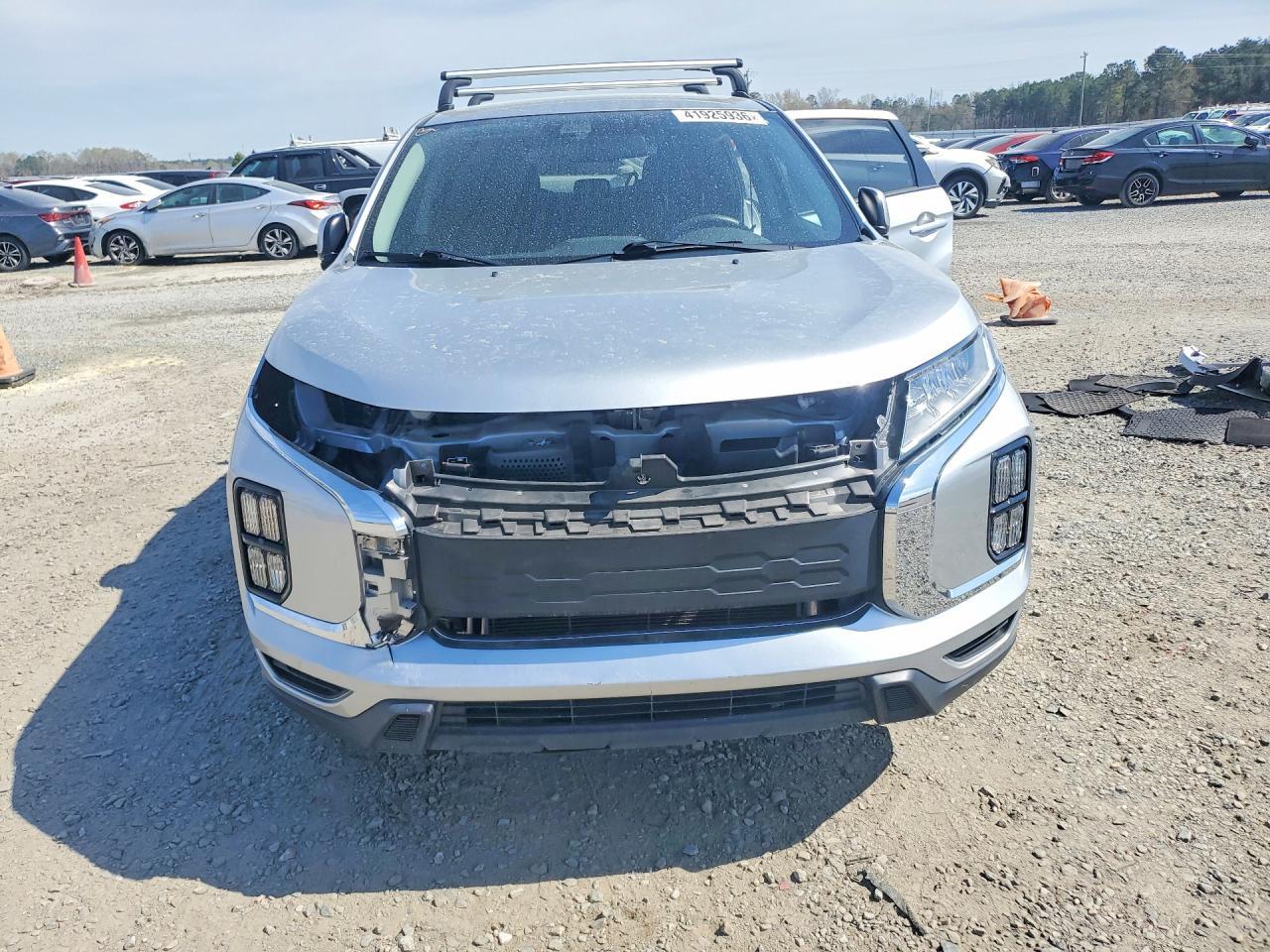 2021 Mitsubishi Outlander Sport Es - zdjęcie 5