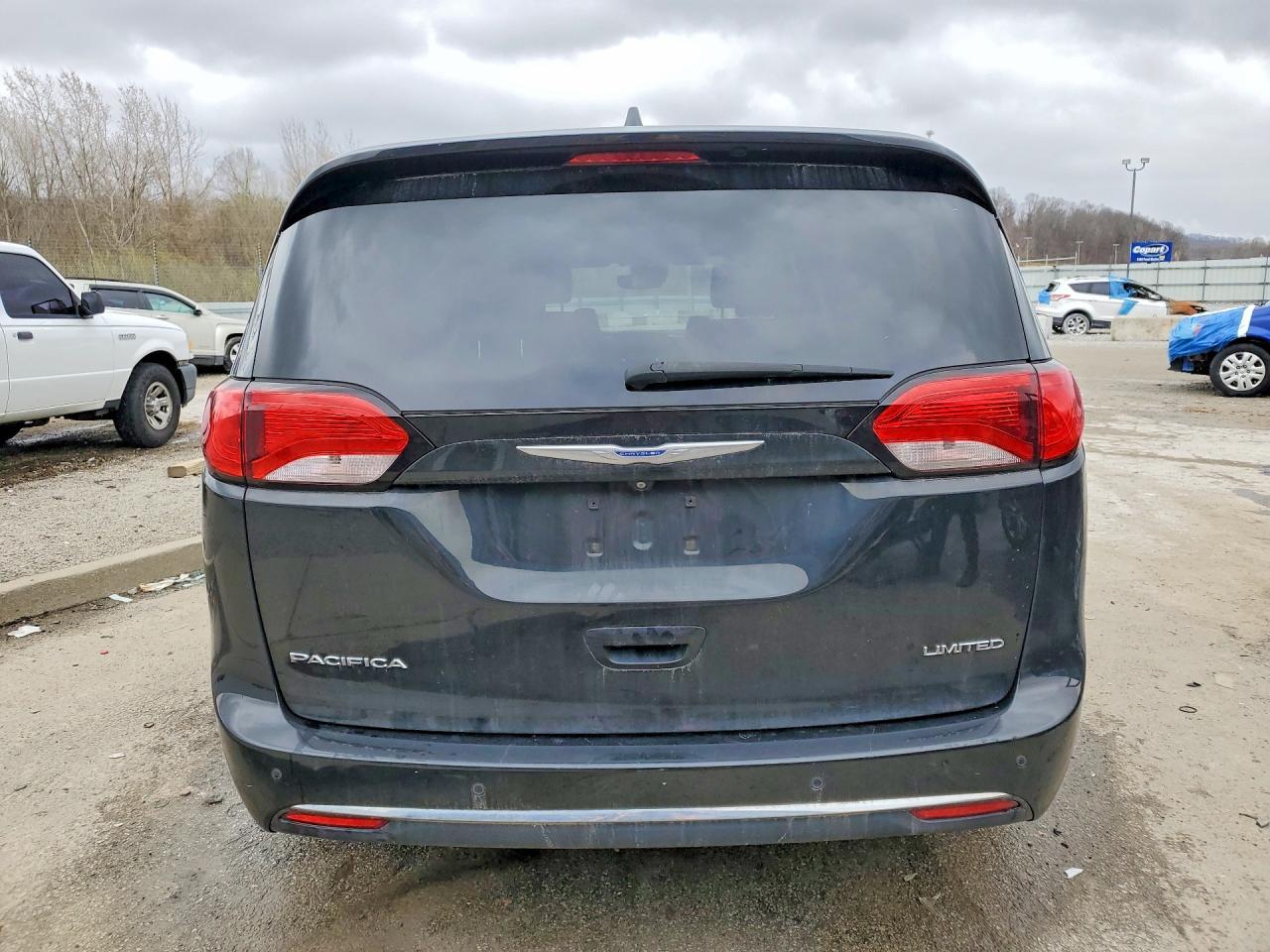 2018 Chrysler Pacifica Limited - zdjęcie 6
