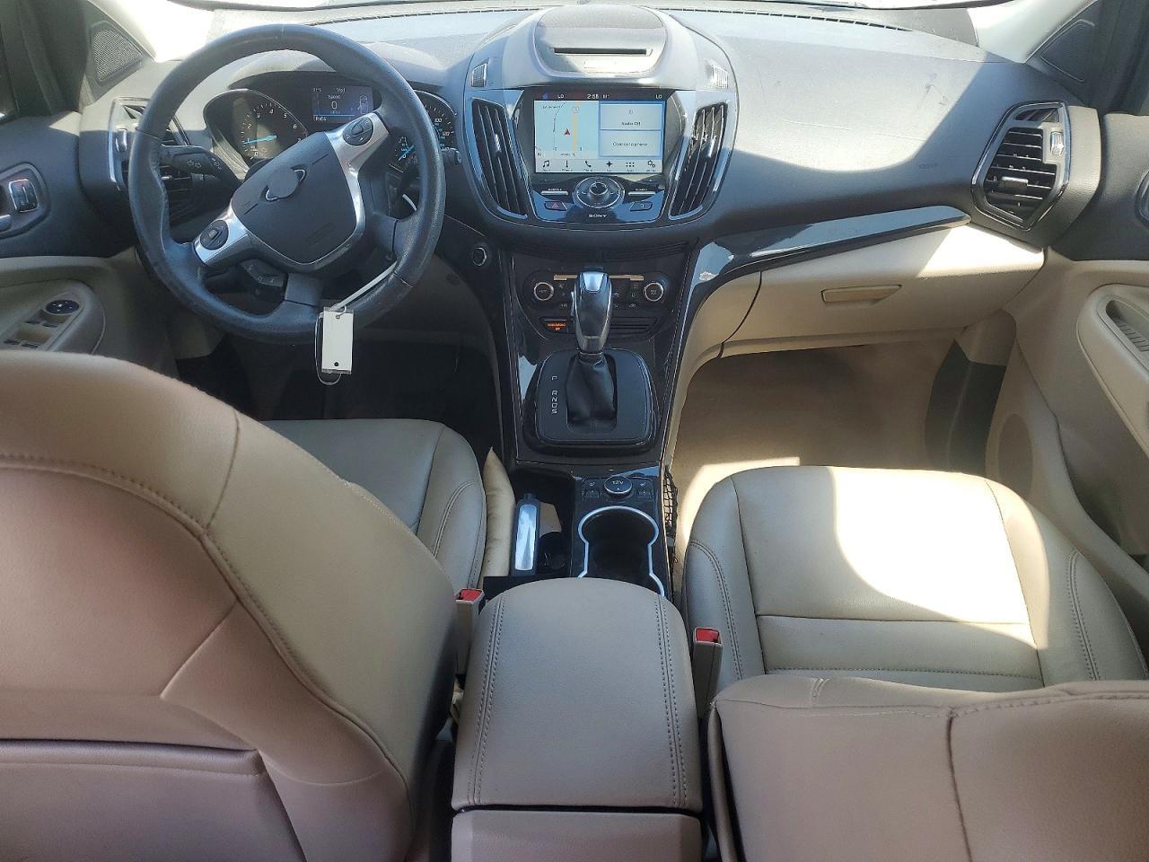 2016 Ford Escape Titanium - zdjęcie 8