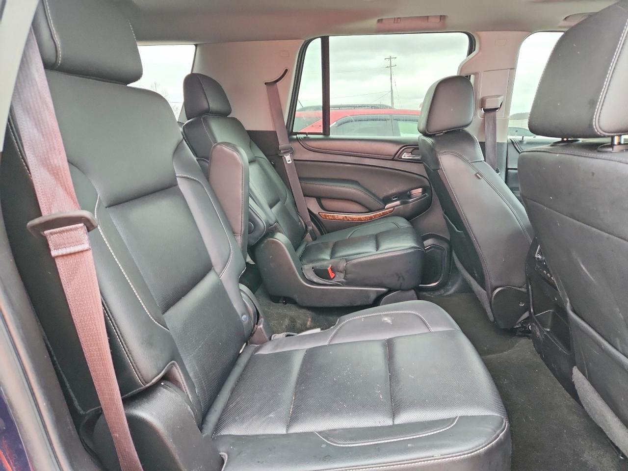 2017 Chevrolet Tahoe C1500 Premier - zdjęcie 11