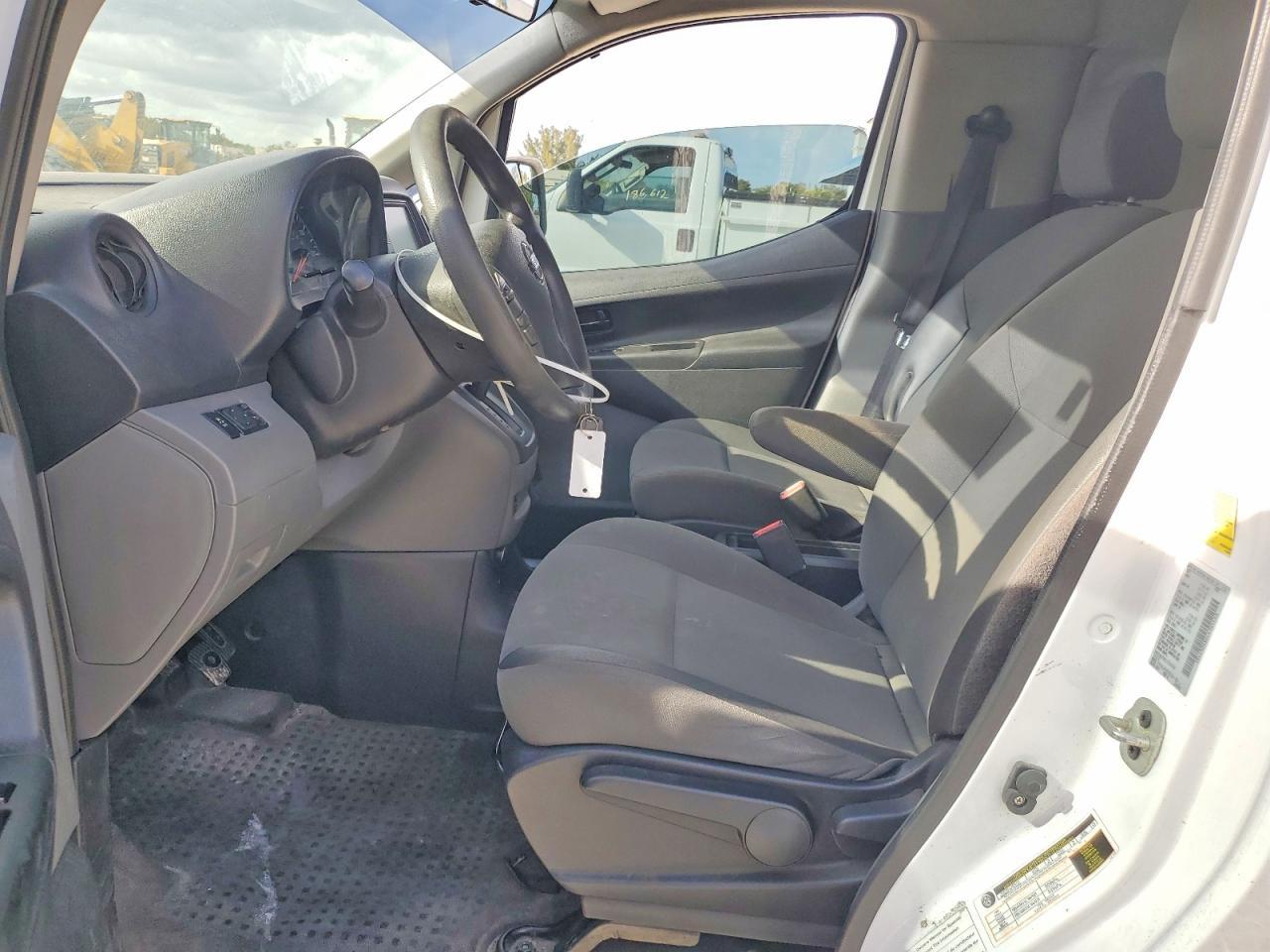 2020 Nissan Nv200 Sv - zdjęcie 7