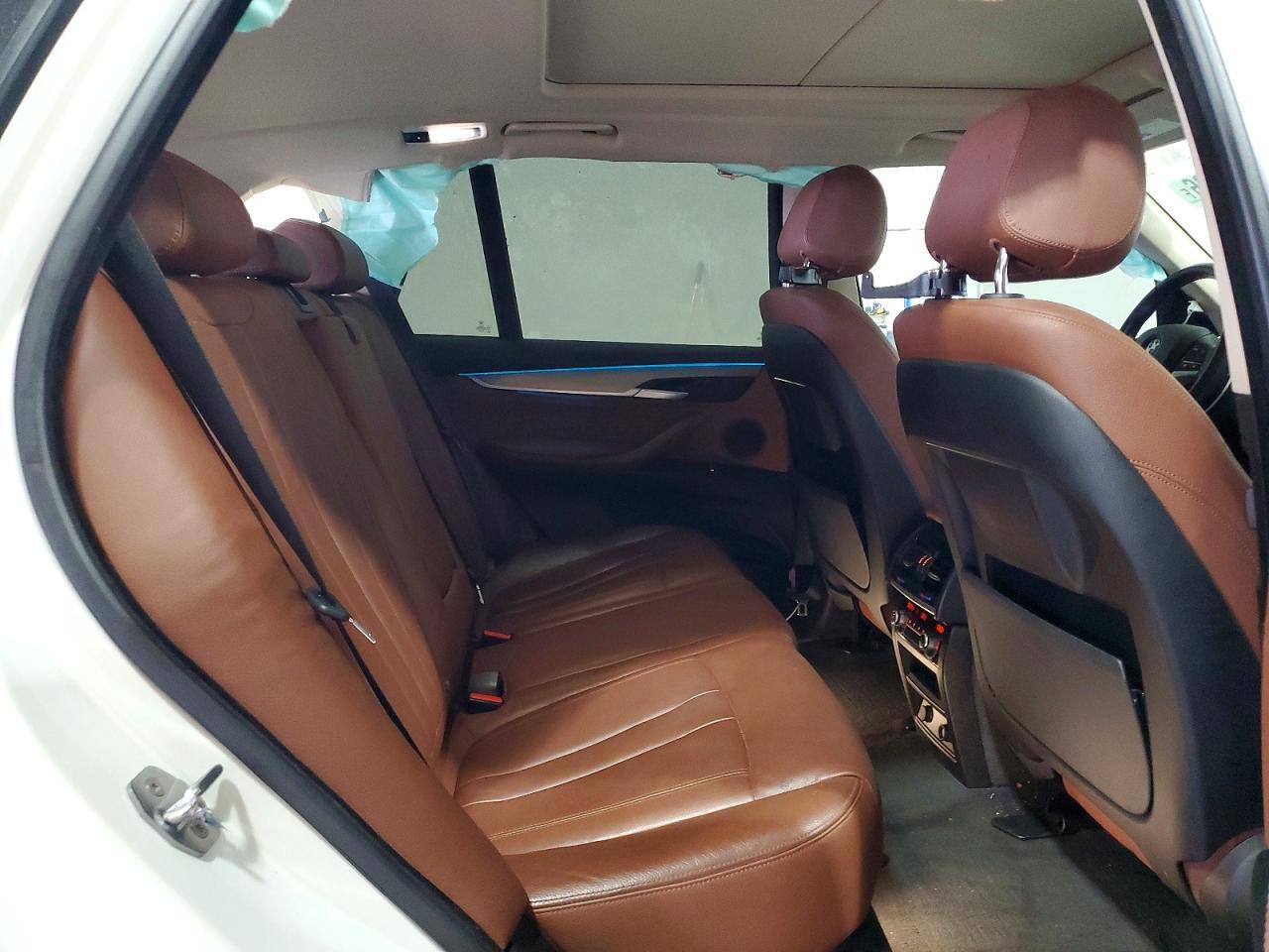 2016 BMW X5 Sdrive35I - zdjęcie 11