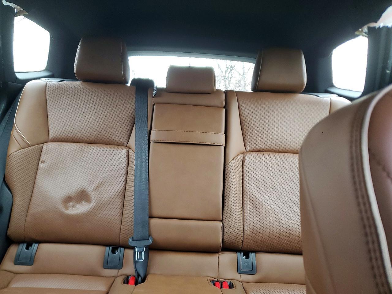 2025 Toyota Crown Signia Xle - zdjęcie 10