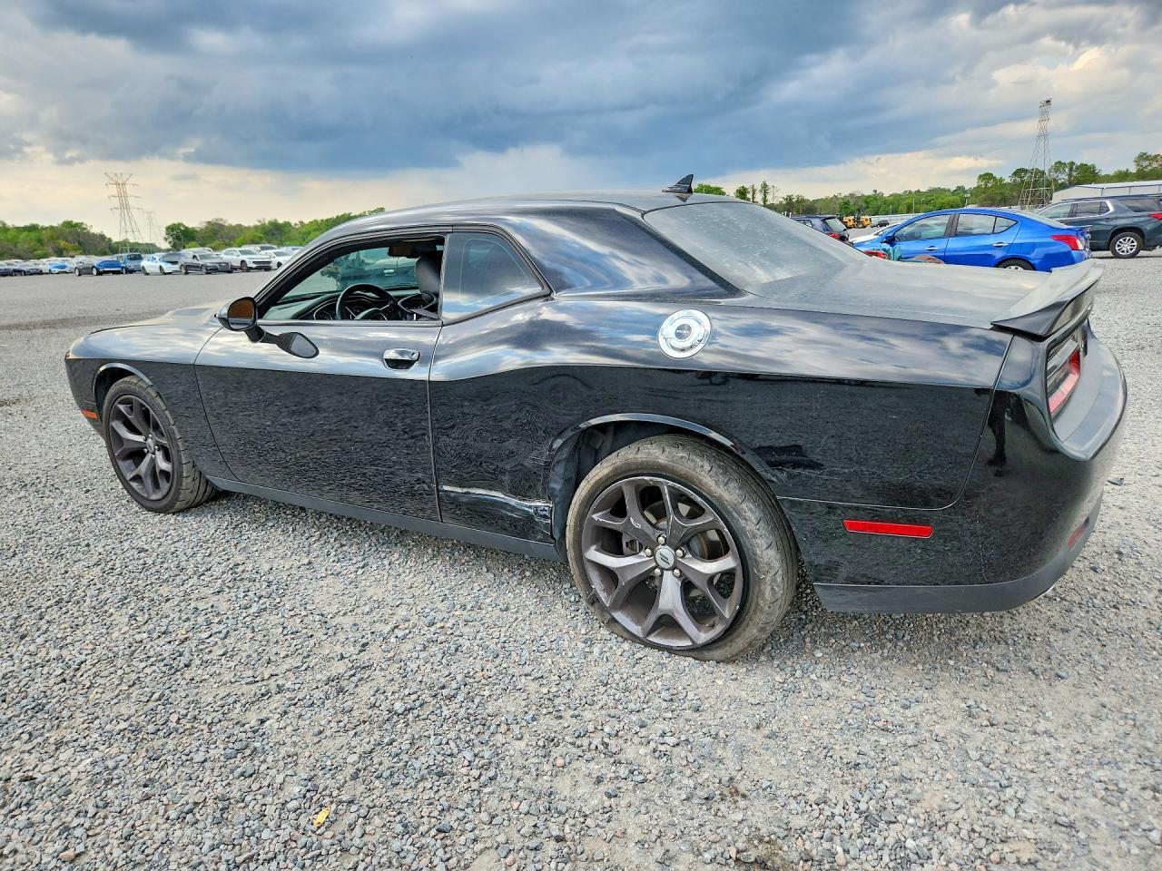 2019 Dodge Challenger Sxt - zdjęcie 2