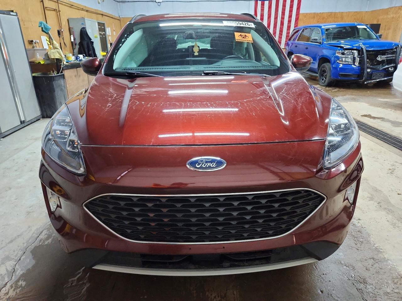 2021 Ford Escape Titanium - zdjęcie 5