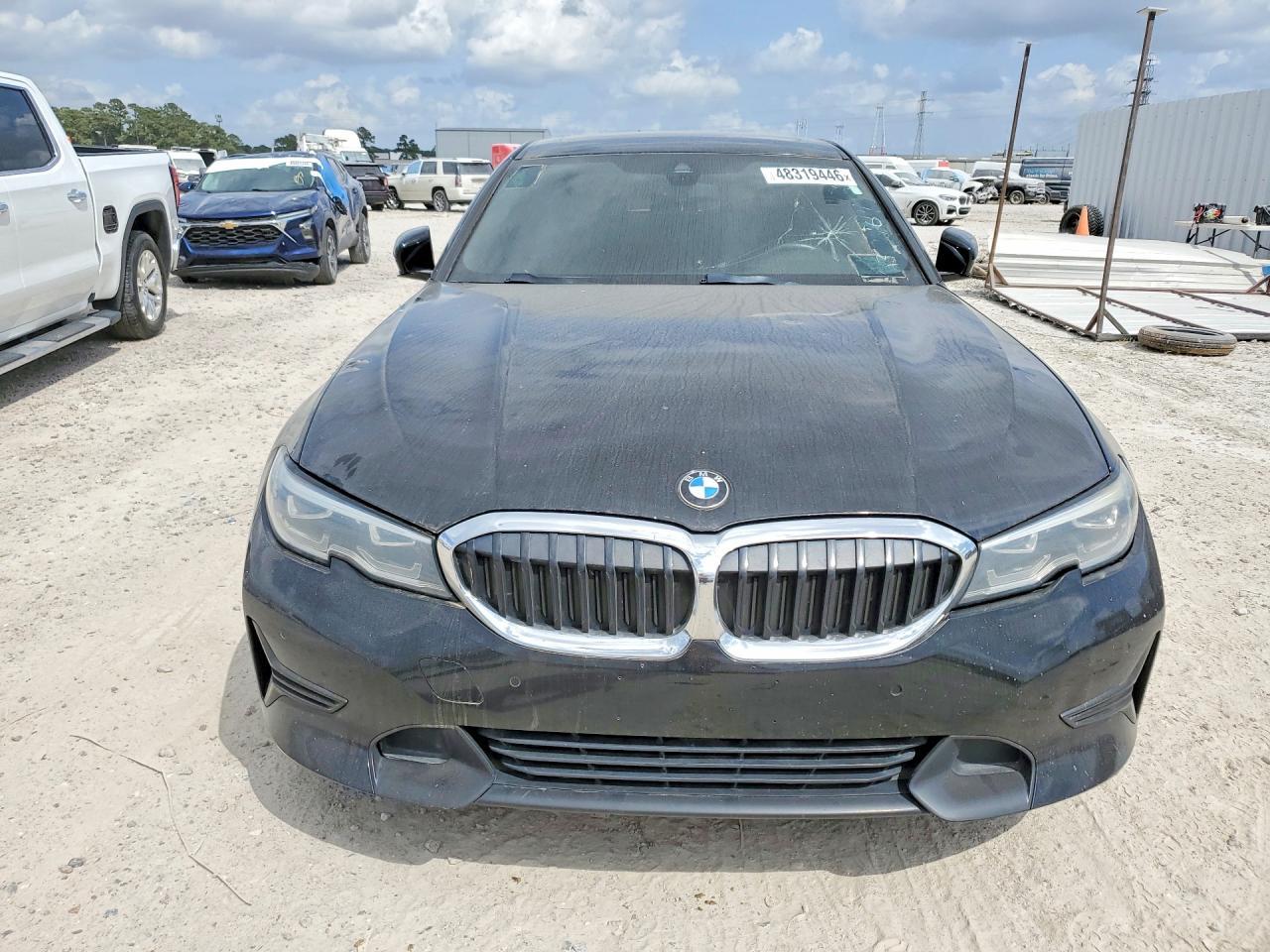 2020 BMW 330Xi - zdjęcie 5