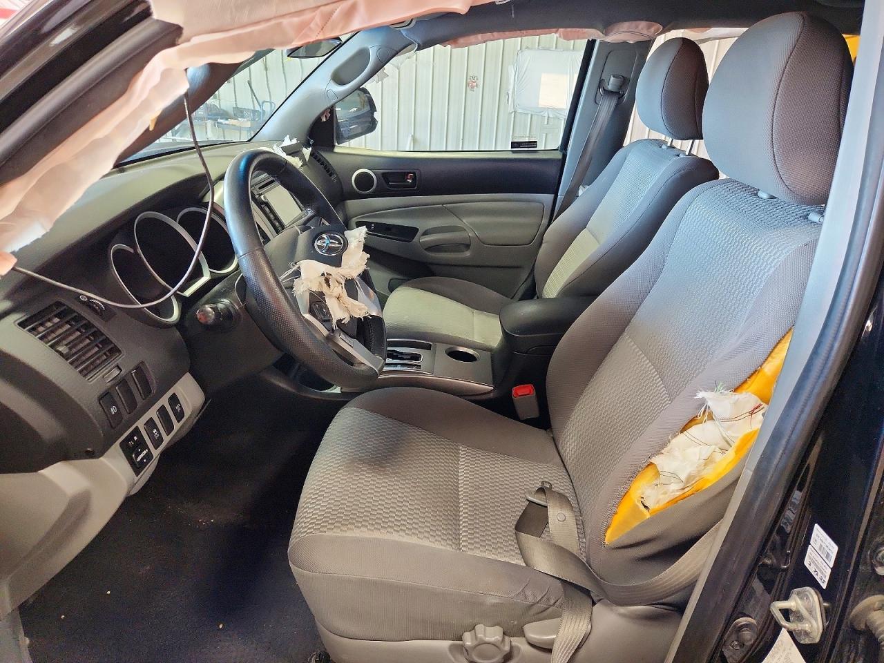2015 Toyota Tacoma V6 - zdjęcie 7