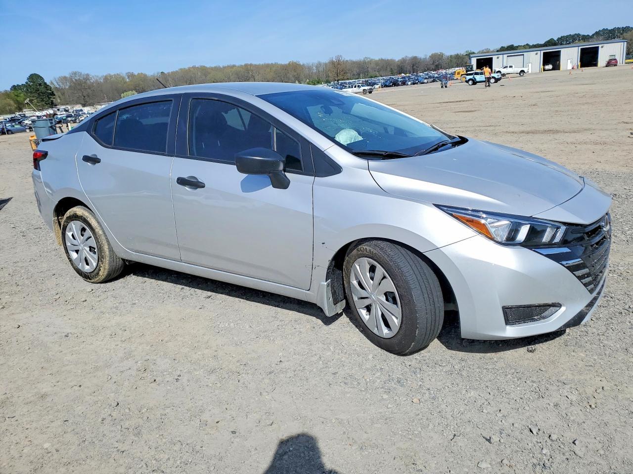 2024 Nissan Versa S - zdjęcie 4