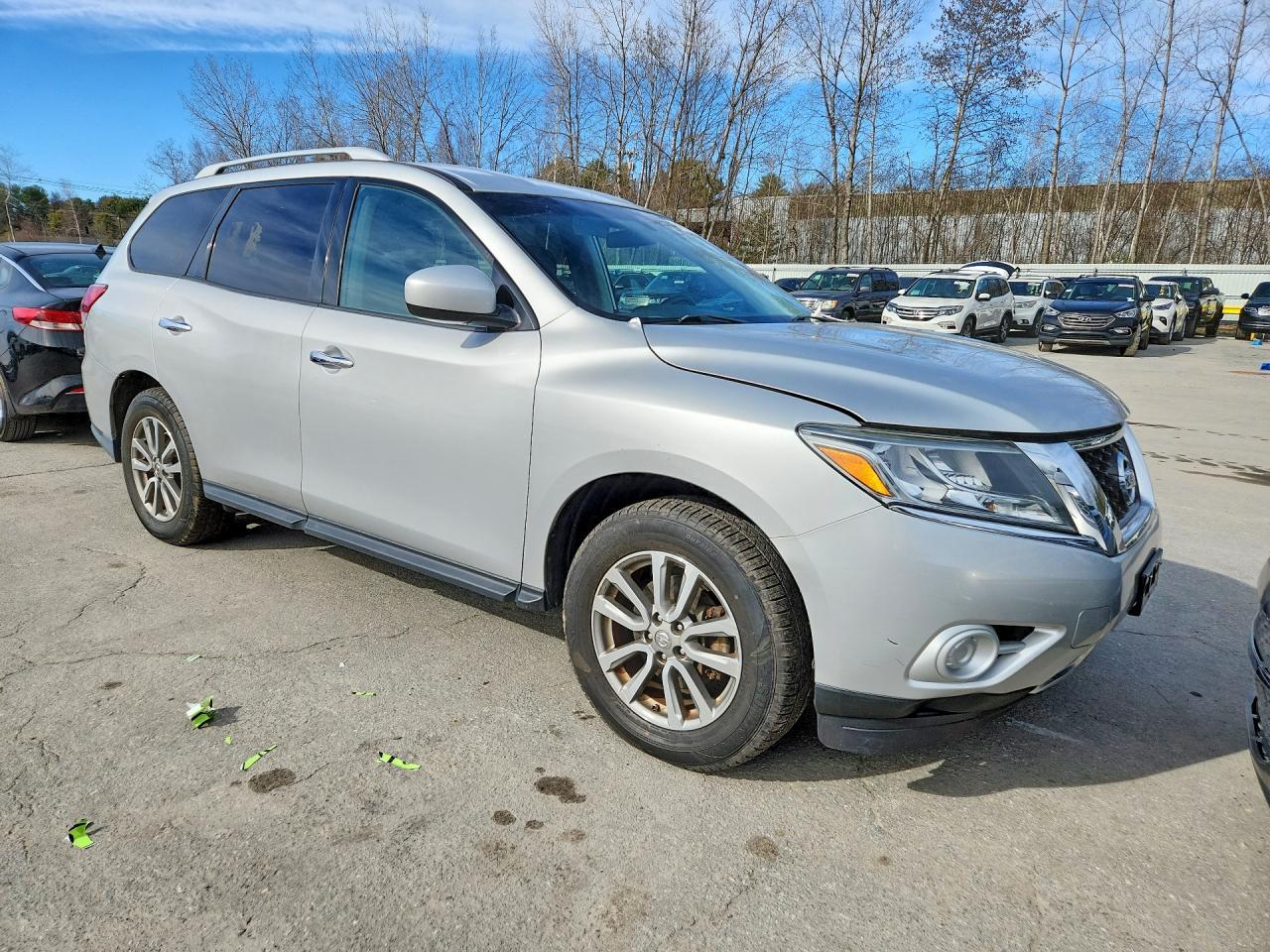 2016 Nissan Pathfinder S - zdjęcie 4