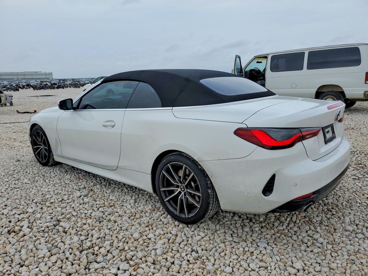 2024 BMW 430I - zdjęcie 2