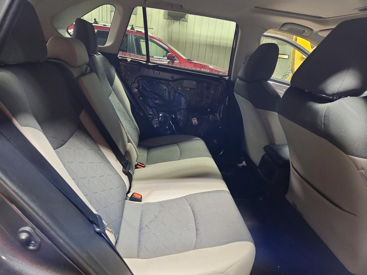 2020 Toyota Rav4 Xle - zdjęcie 11