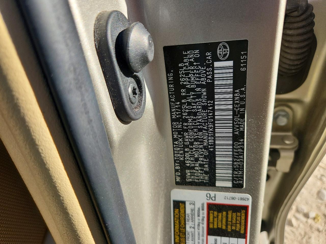 2015 Toyota Camry Hybrid Le - zdjęcie 12
