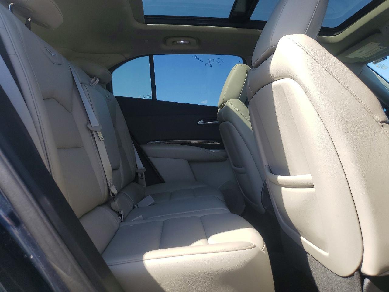 2019 Cadillac Xt4 Premium Luxury - zdjęcie 11