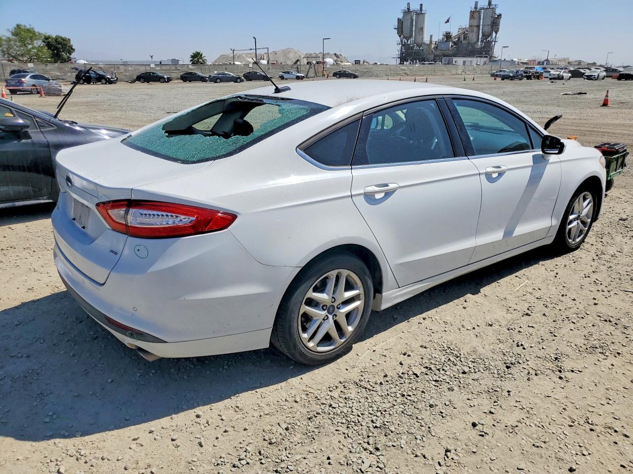 2014 Ford Fusion Se - zdjęcie 3