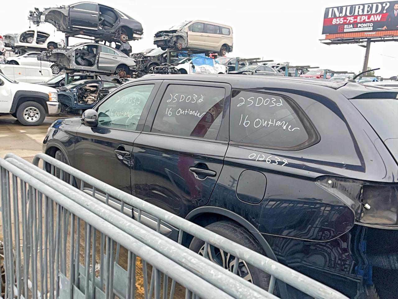 2016 Mitsubishi Outlander Se - zdjęcie 3