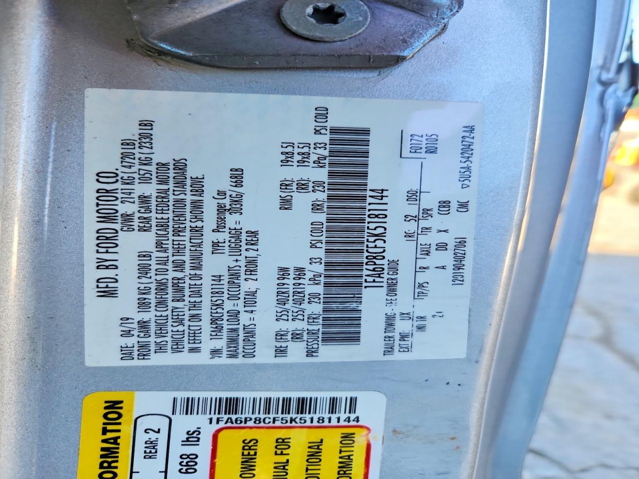 2019 Ford Mustang Gt - zdjęcie 12