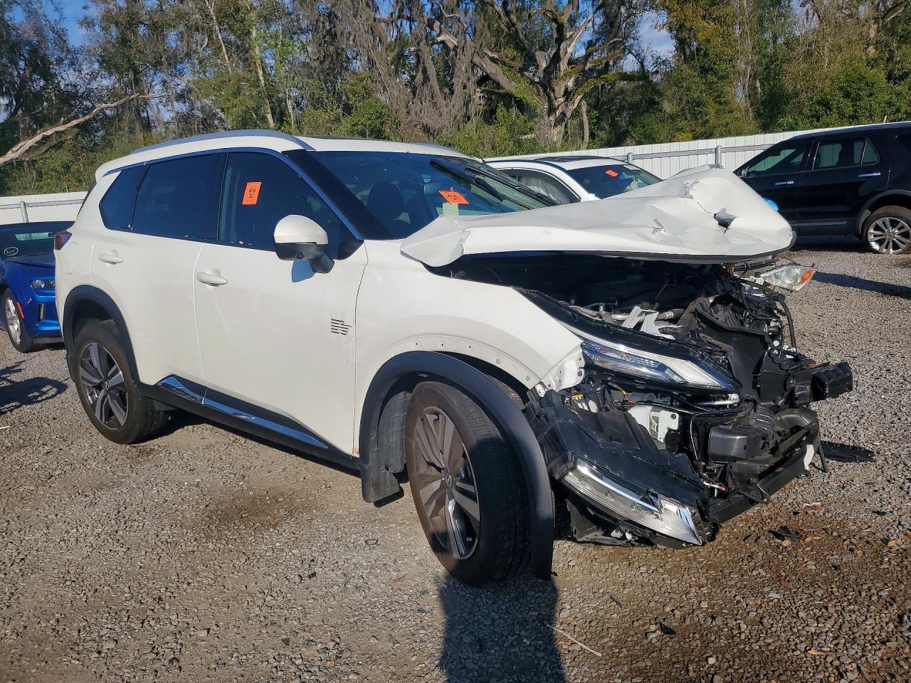 2023 Nissan Rogue Sl - zdjęcie 4