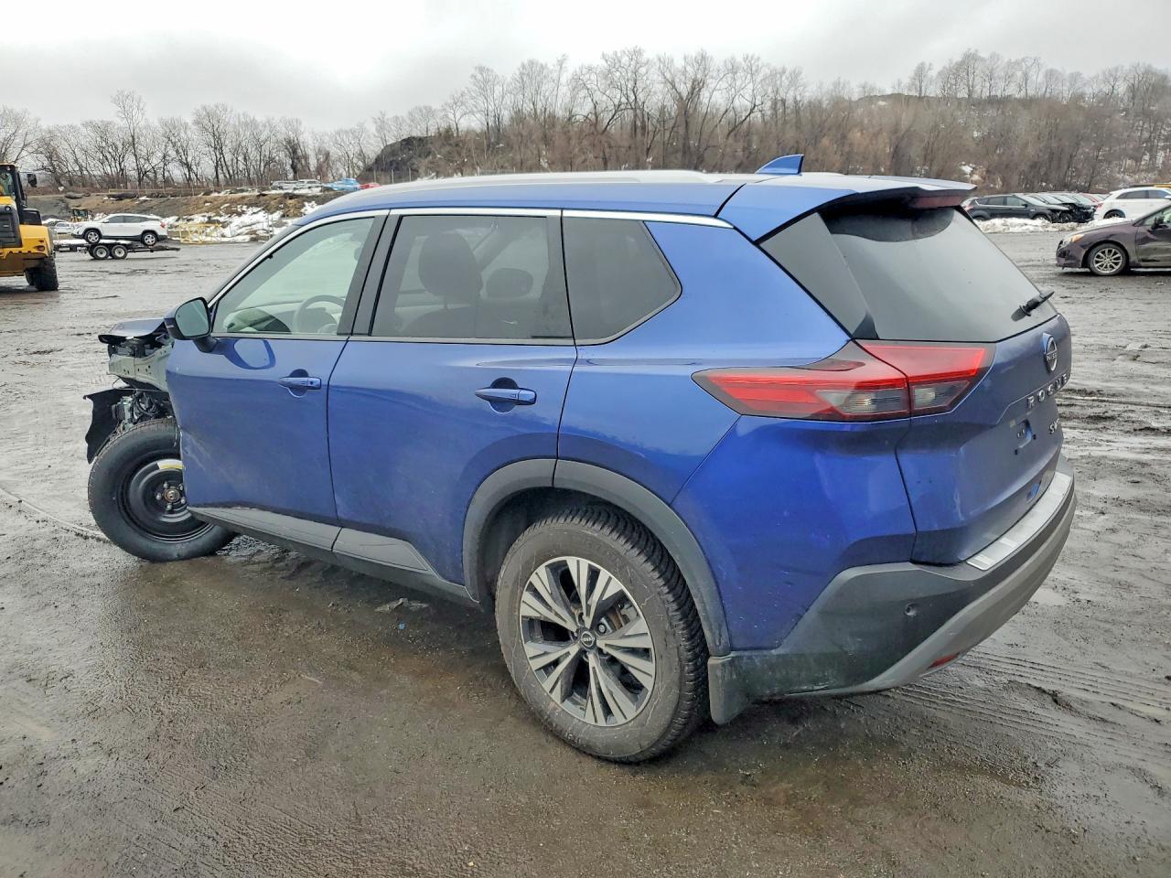 2023 Nissan Rogue Sv - zdjęcie 2