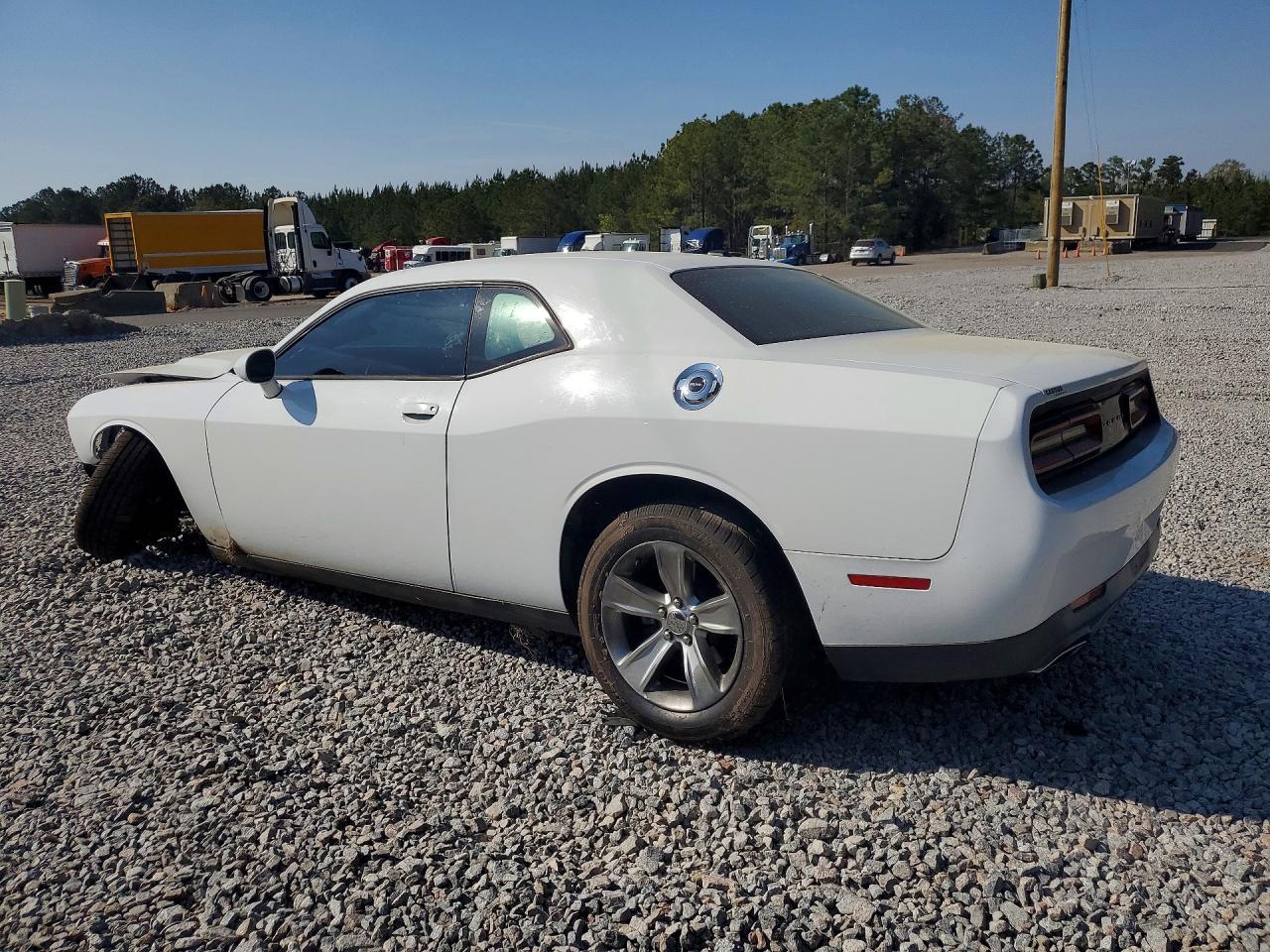 2015 Dodge Challenger Sxt - zdjęcie 2