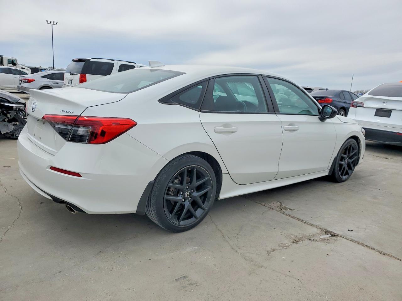 2022 Honda Civic Sport - zdjęcie 3