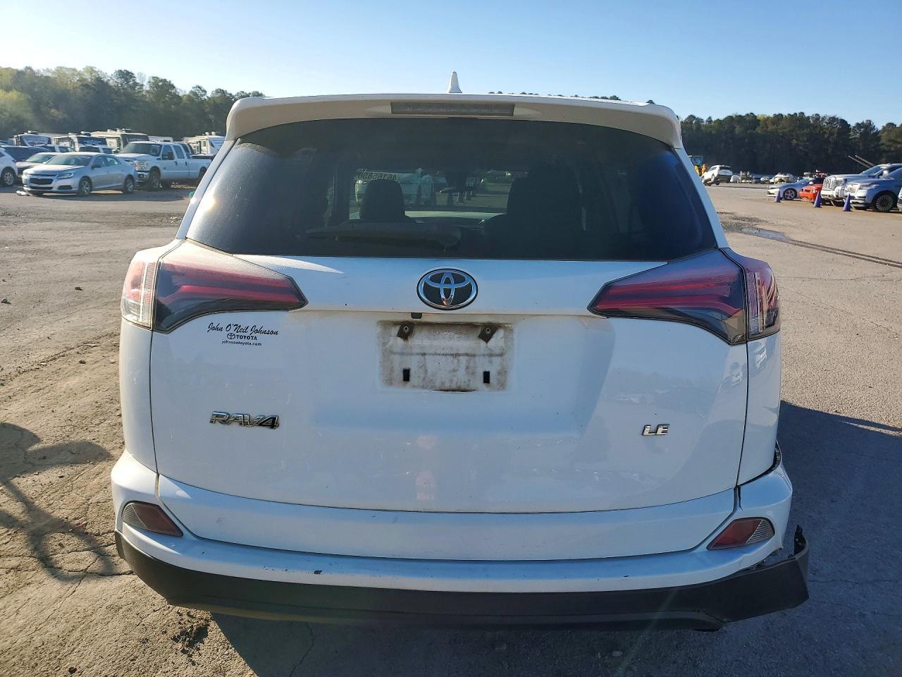 2017 Toyota Rav4 Le - zdjęcie 6