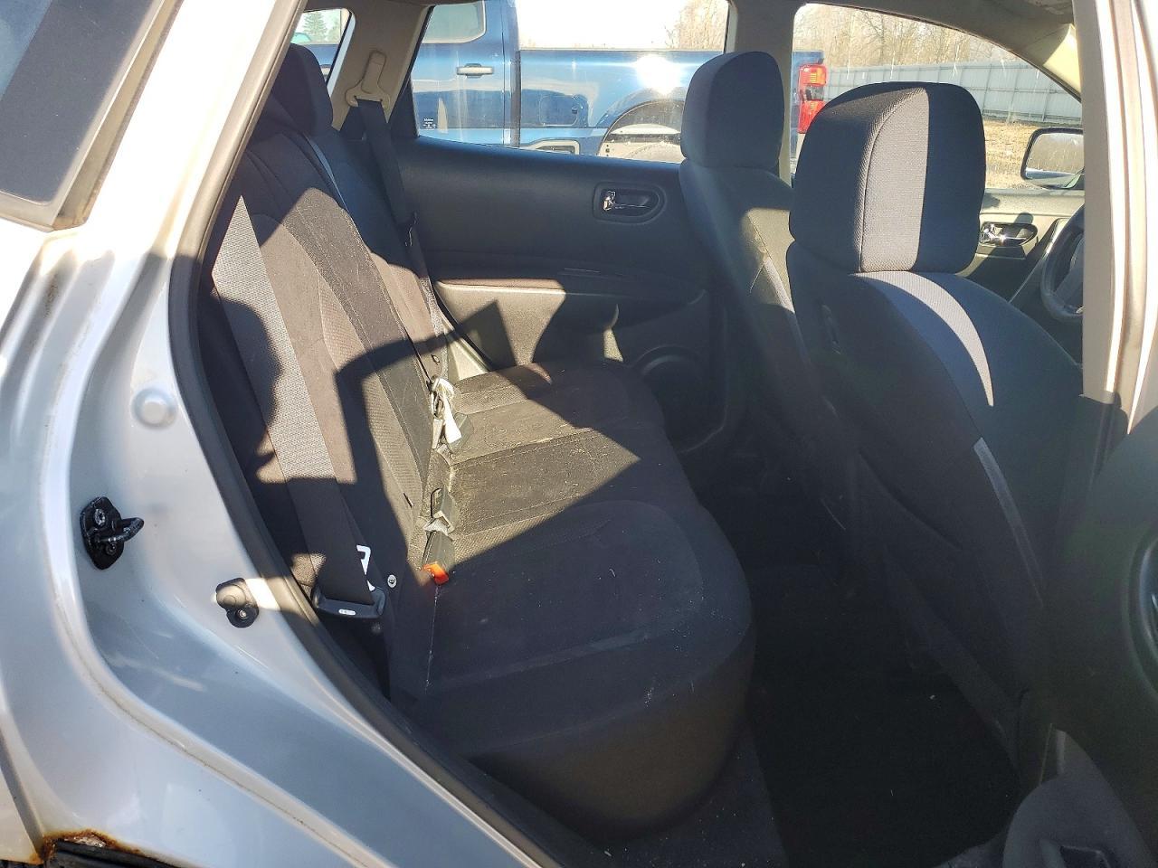 2013 Nissan Rogue S - zdjęcie 11