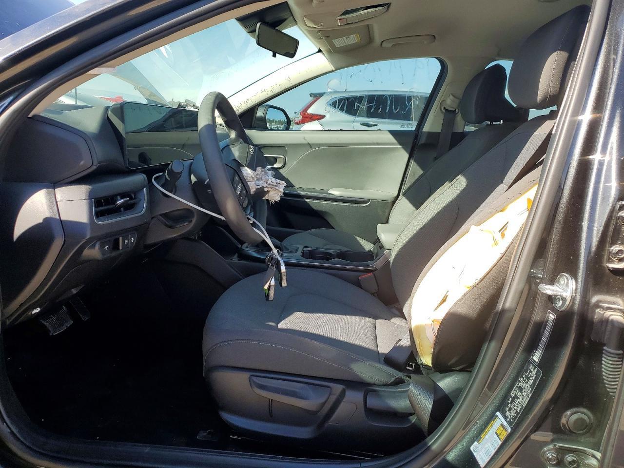 2025 Kia K4 Lxs - zdjęcie 7