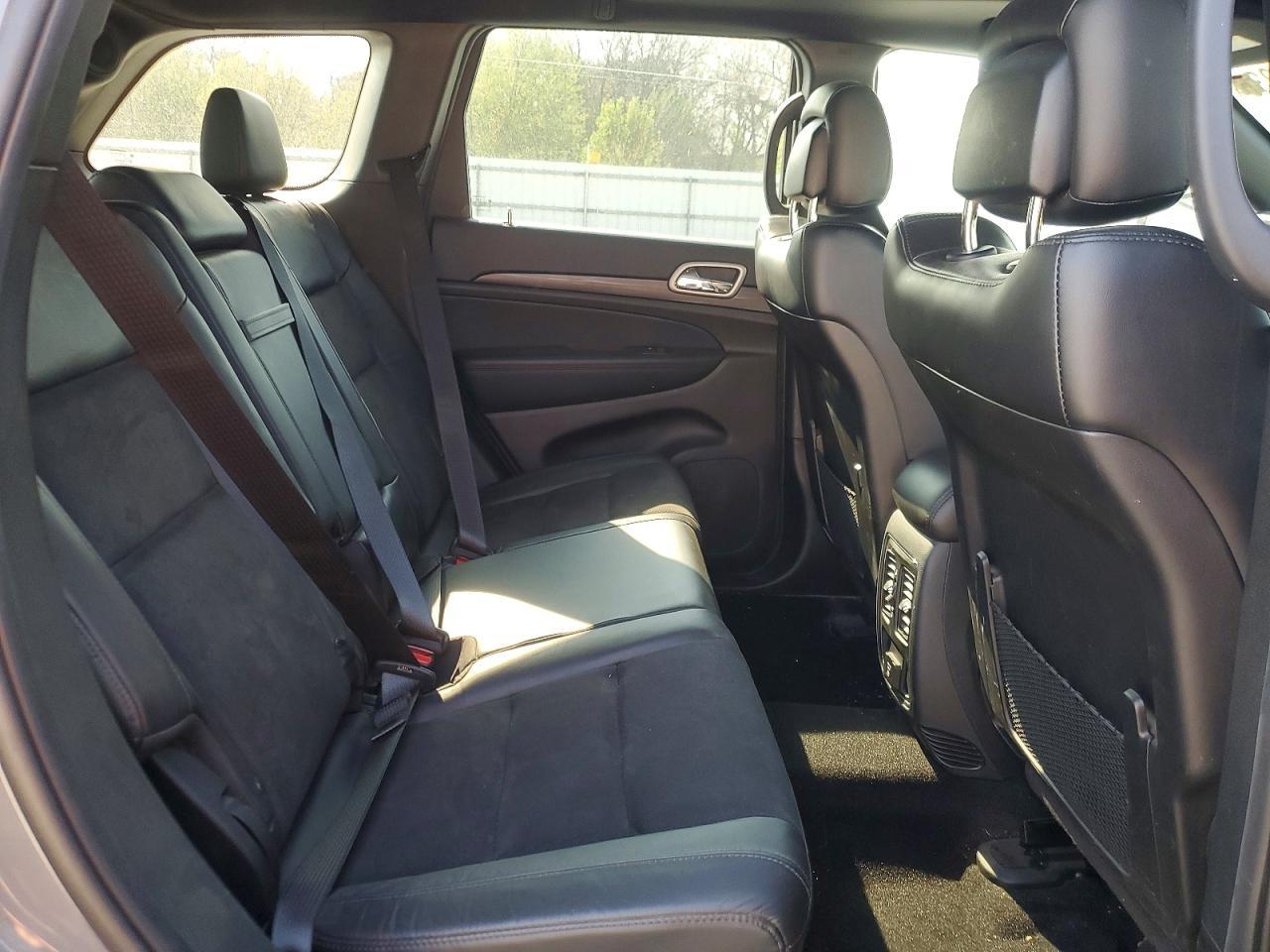 2022 Jeep Grand Cherokee Laredo E - zdjęcie 11