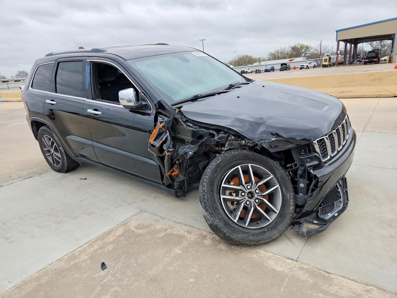 2021 Jeep Grand Cherokee Limited - zdjęcie 4