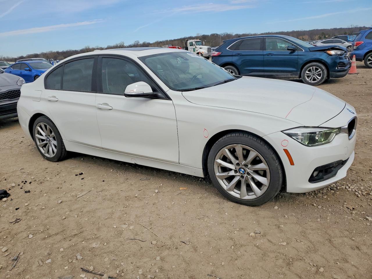 2018 BMW 320 Xi - zdjęcie 4