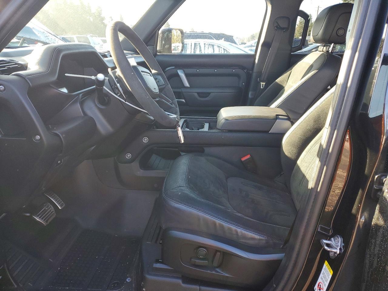 2023 Land Rover Defender 110 - zdjęcie 7