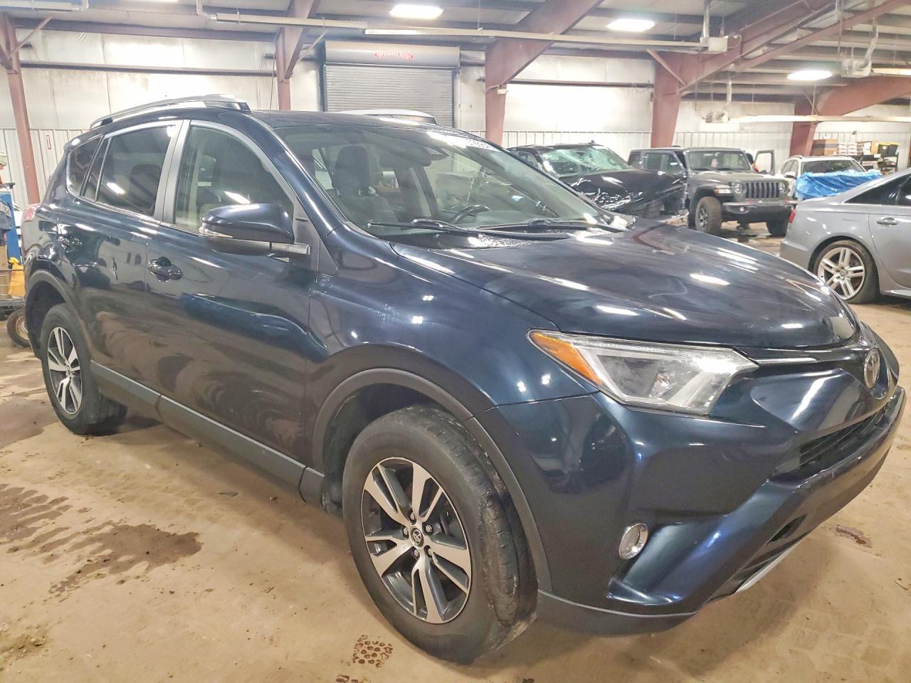 2017 Toyota Rav4 Xle - zdjęcie 4