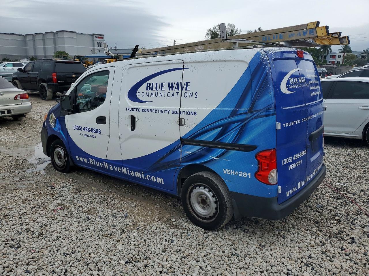 2017 Nissan Nv200 - zdjęcie 2