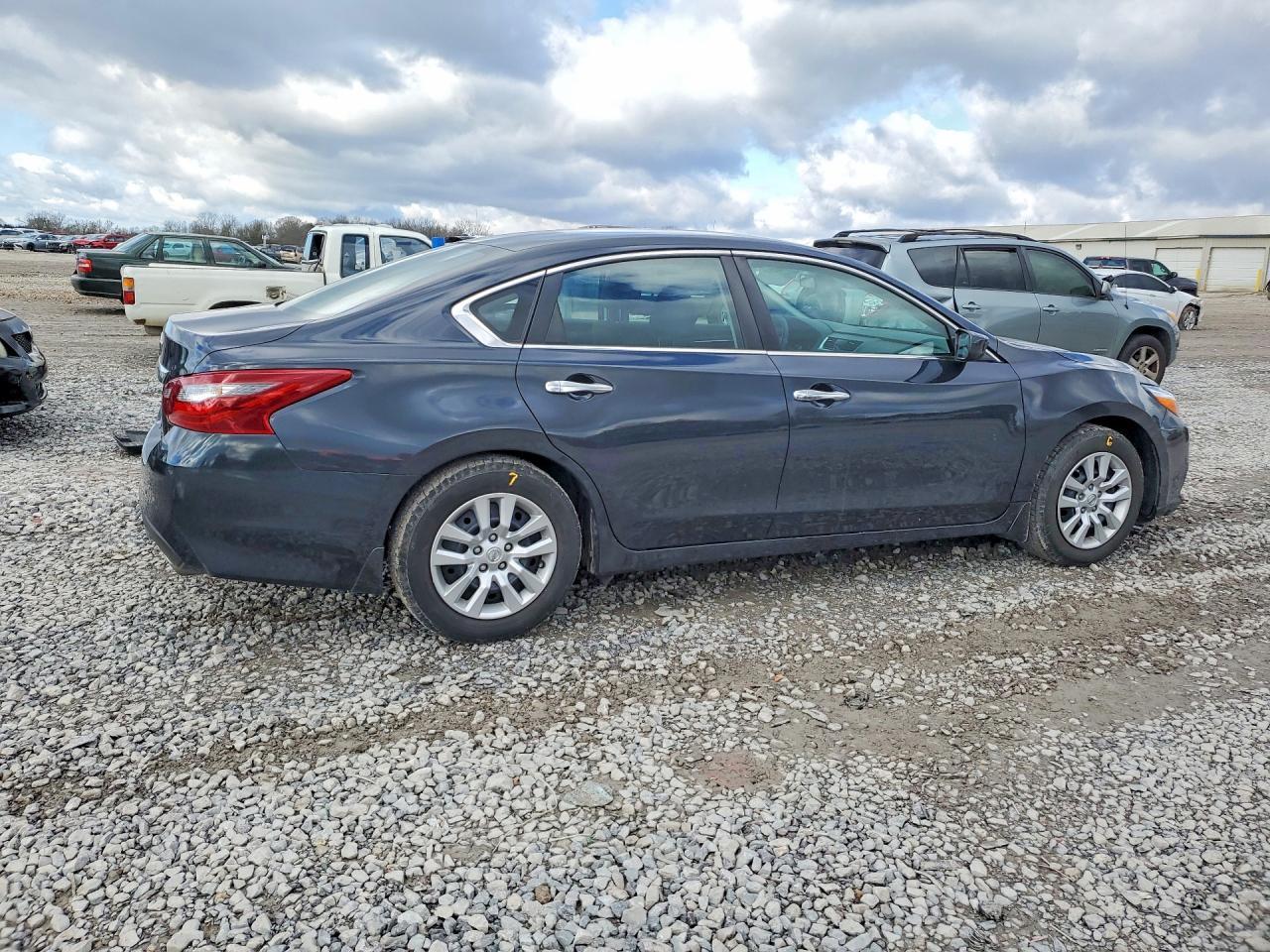 2018 Nissan Altima 2.5 S - zdjęcie 3