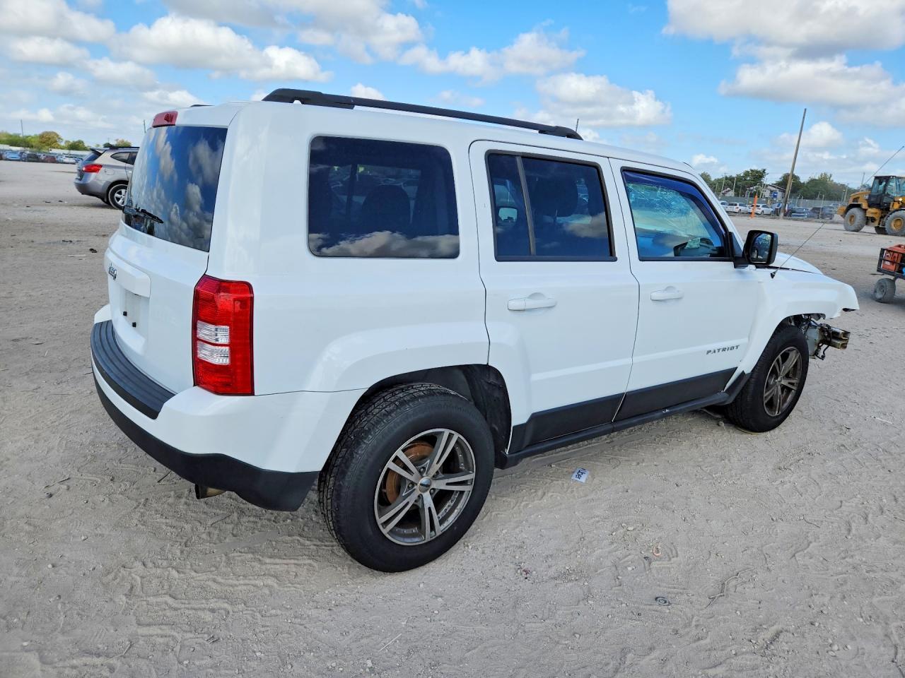 2017 Jeep Patriot - zdjęcie 3