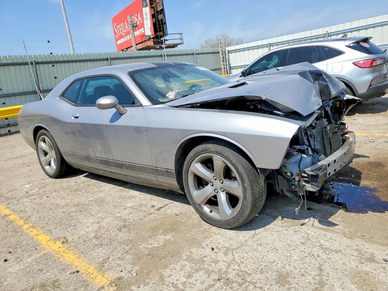 2014 Dodge Challenger Sxt - zdjęcie 4