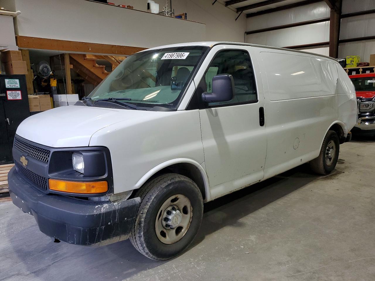 2014 Chevrolet Express G2500 - zdjęcie główne
