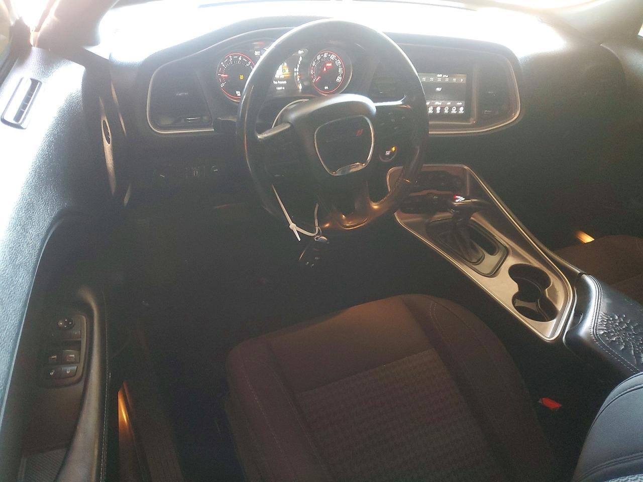 2019 Dodge Challenger Sxt - zdjęcie 8
