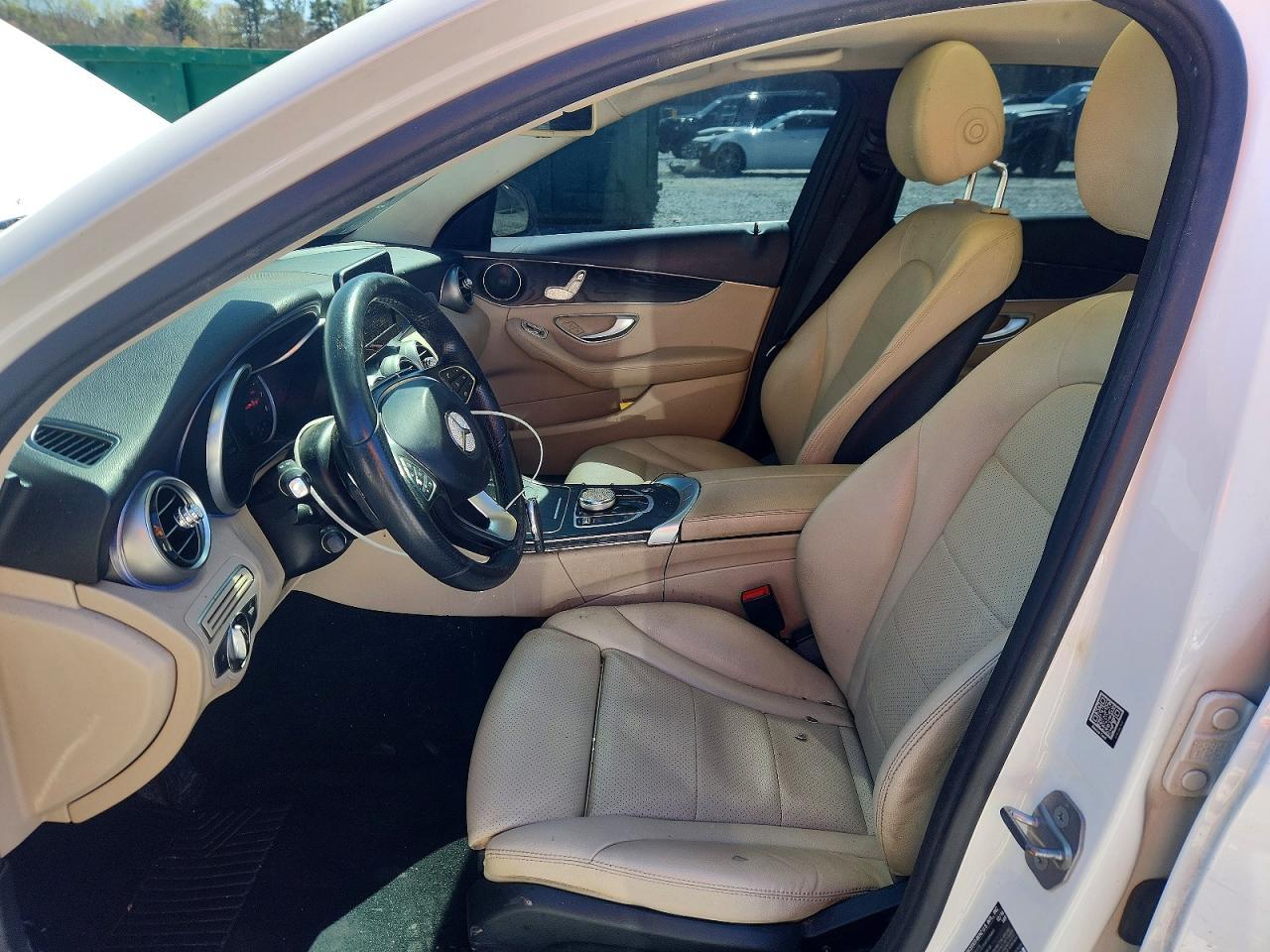 2017 Mercedes-Benz C 300 - zdjęcie 7