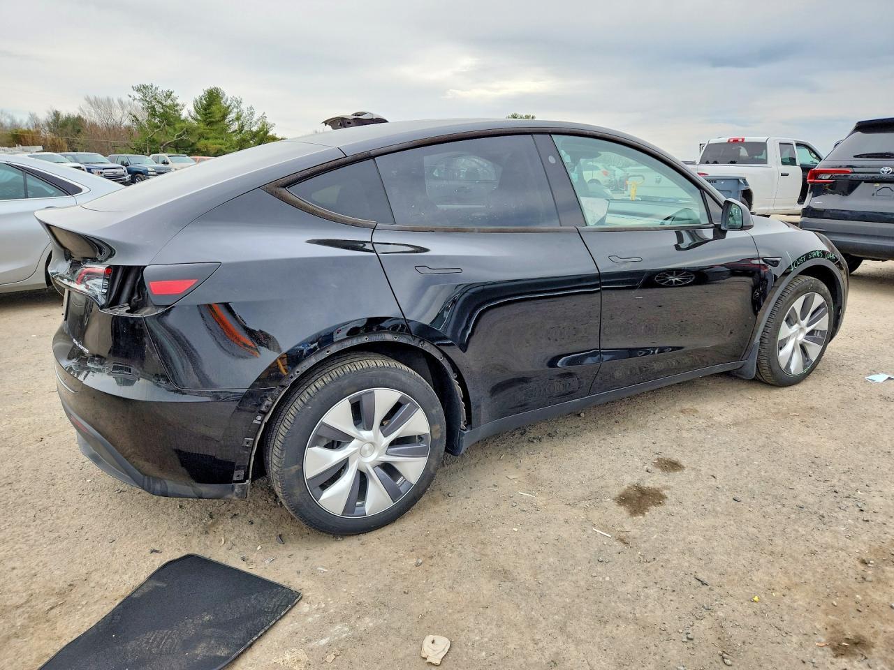 2023 Tesla Model Y - zdjęcie 3