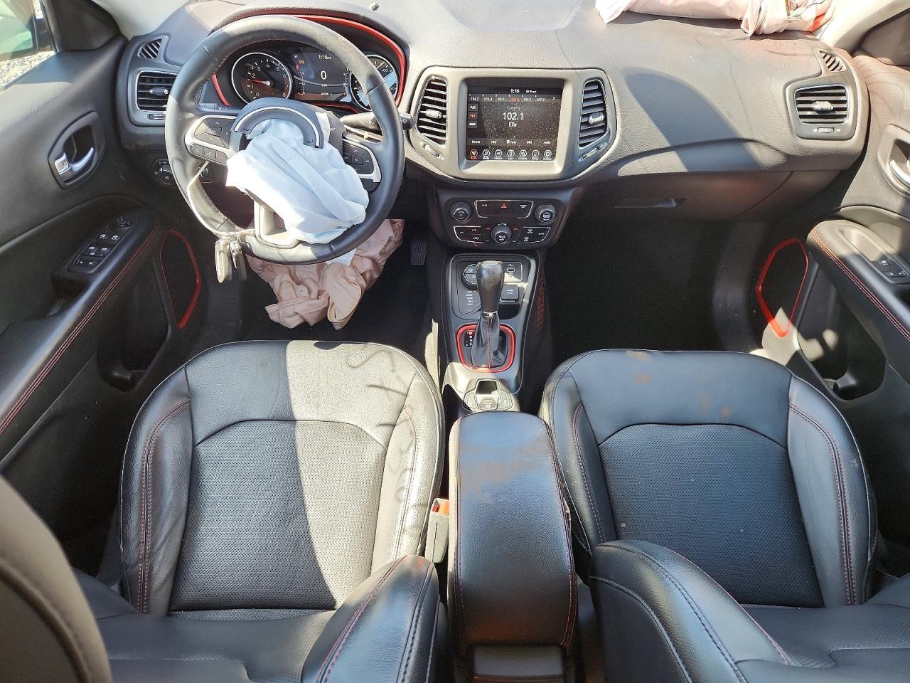 2019 Jeep Compass Trailhawk - zdjęcie 8