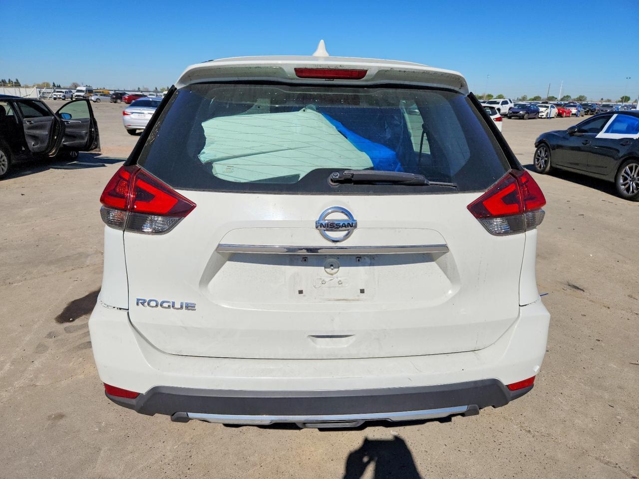 2018 Nissan Rogue S - zdjęcie 6