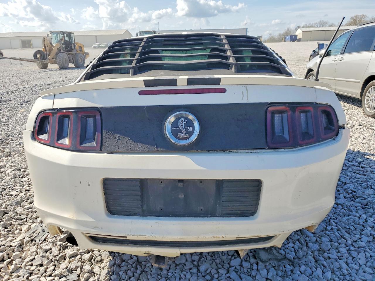 2013 Ford Mustang - zdjęcie 6